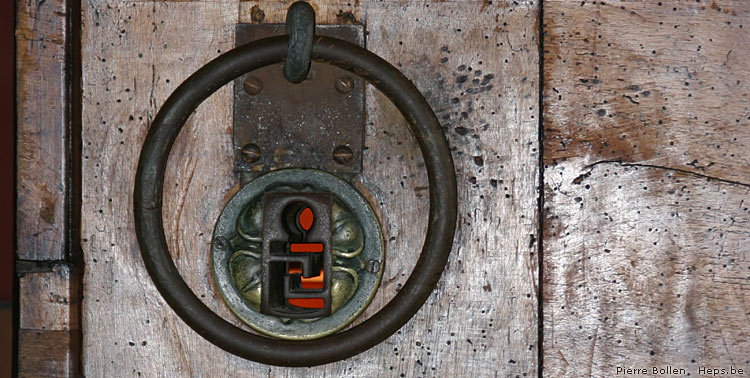 La serrure de la Maison Carr�e (N�mes - France)